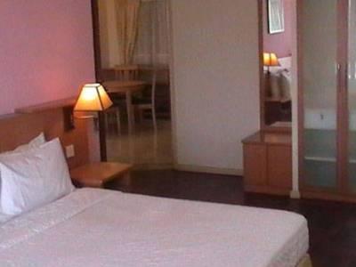 Lanai Gurney Corporate Suites Куала Лумпур Екстериор снимка